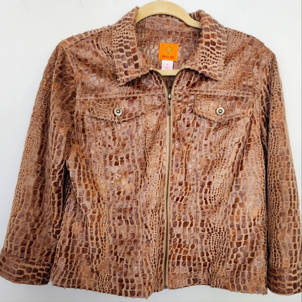 Ruby Rd. Animal Print Jacket Women's Size 10 Full Zip Textured Cropped Style